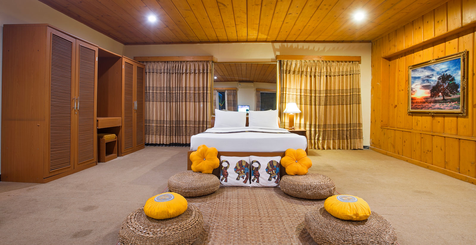 Jaflong Suite