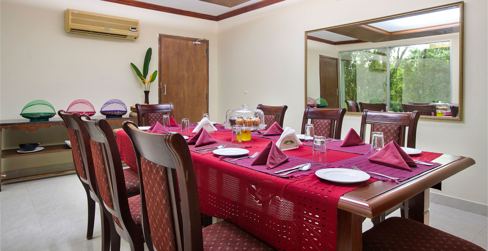 Nazim Villa Dining Room