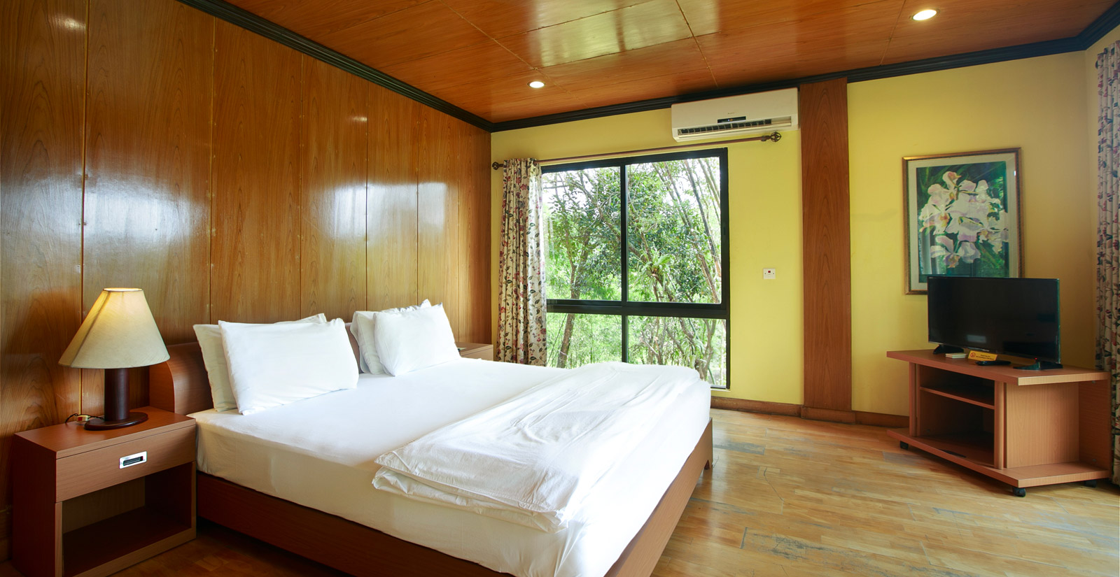 Panorama Room