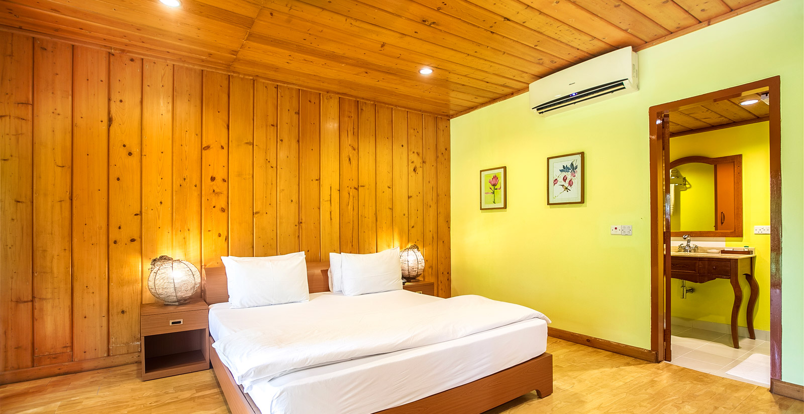 Tree Top Suite