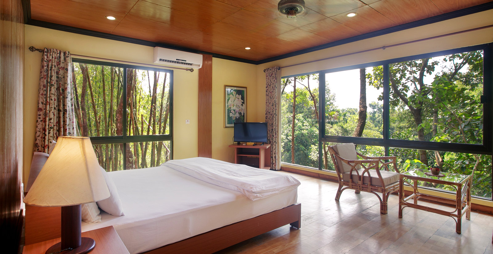Panorama Room