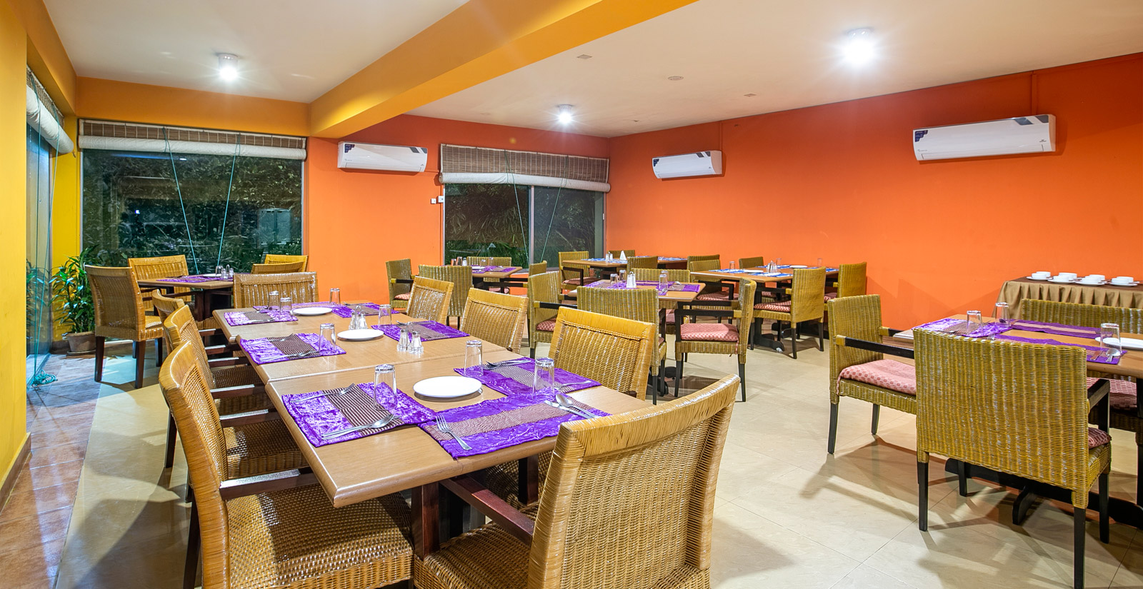Hiltop Restaurant